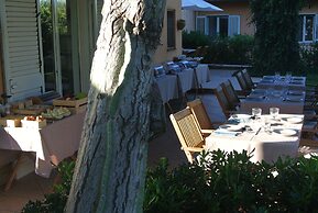 Villa Carlotta Resort