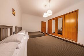 Villa Carlotta Resort