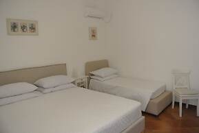 Villa Carlotta Resort