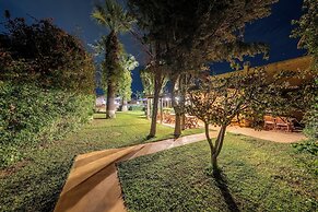 Villa Carlotta Resort