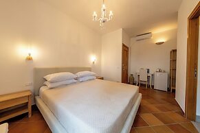 Villa Carlotta Resort