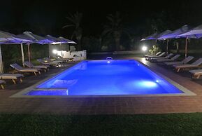 Villa Carlotta Resort