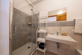 Villa Carlotta Resort