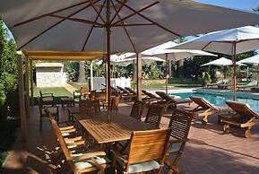 Villa Carlotta Resort