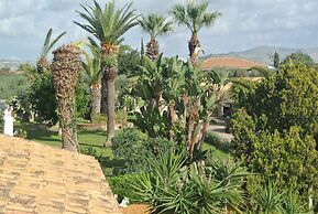 Villa Carlotta Resort