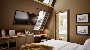 1898 The Post & Porter's house