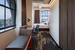 Aloft Philadelphia Downtown