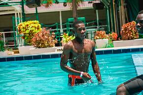 Best Western Jangwani Sea Breeze Hotel