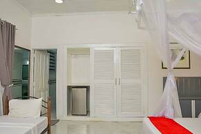 Best Western Jangwani Sea Breeze Hotel