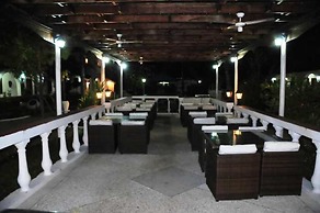 Best Western Jangwani Sea Breeze Hotel