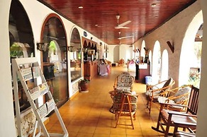 Best Western Jangwani Sea Breeze Hotel