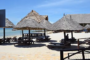 Best Western Jangwani Sea Breeze Hotel