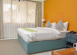 Best Western Jangwani Sea Breeze Hotel