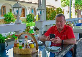 Best Western Jangwani Sea Breeze Hotel