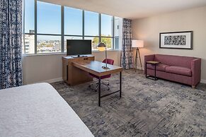 Hampton Inn & Suites Portland-Pearl District