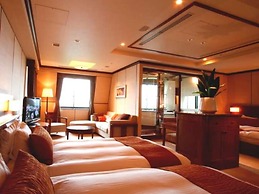 Hotel de Yama, Hakone Lake Side