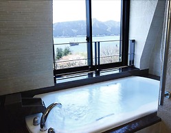 Hotel de Yama, Hakone Lake Side
