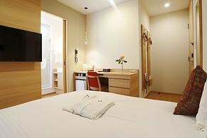 Red Roof Inn & Suites Osaka - Namba/Nippombashi