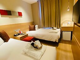 Red Roof Inn & Suites Osaka - Namba/Nippombashi