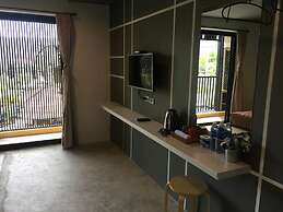 Takuapa Station Hotel