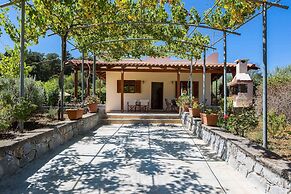 Gorgeous Villa With Pool & Gardens