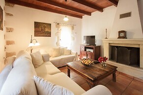 Traditional Elegant Cretan Mansion