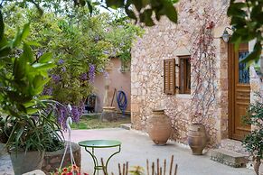 Traditional Elegant Cretan Mansion