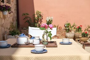 Traditional Elegant Cretan Mansion