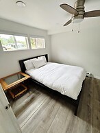 7 Bedroom on the Side of Pikes Peak on a Mountain Stream