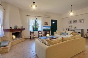 Traditional Ioannis Cottage...luxurious & Rustic With Ecological Heate