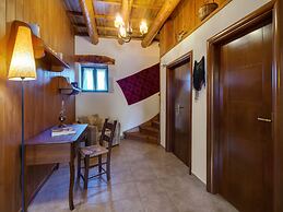 Traditional Ioannis Cottage...luxurious & Rustic With Ecological Heate