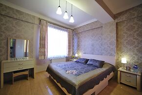 Tanan Center Serviced Apartments