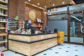 Tanan Center Serviced Apartments