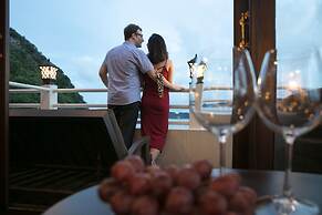 Halong Athena Cruise