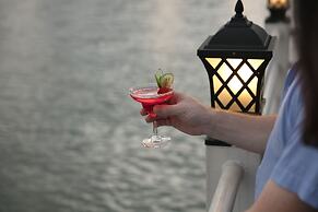 Halong Athena Cruise