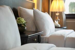 Halong Athena Cruise