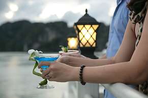 Halong Athena Cruise