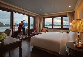 Halong Athena Cruise