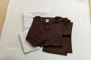 Y’s Hotel Shin - Osaka