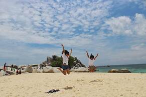 Billiton Hotel & Klub