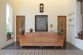 Billiton Hotel & Klub