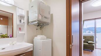 Kariyushi Condominium Resort Kin Yaka Seaside