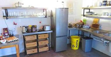 Alternative Space B & B