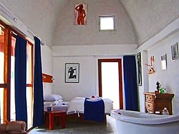 Alternative Space B & B