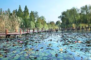 Jinji Lake Grand Hotel