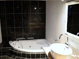 Gold Luxury Villa Ialysos