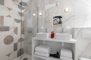 Yuna Blanche - Serviced Apartments