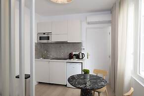 Yuna Blanche - Serviced Apartments