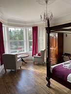 Claymore Guest House and Apartments