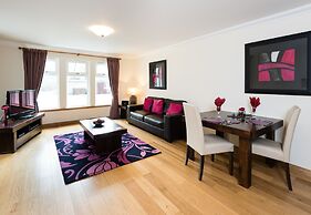 Claymore Guest House and Apartments